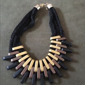 Elegant Black and Gold Necklace